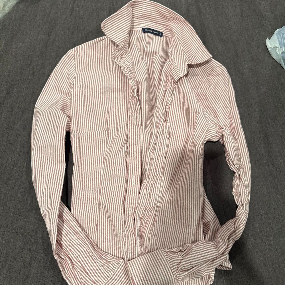 Brandy-melville Women's Red and Pink Shirt